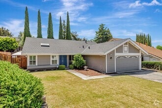 Building Photo - Remodeled 3-bedroom 2-bathroom Evergreen Home