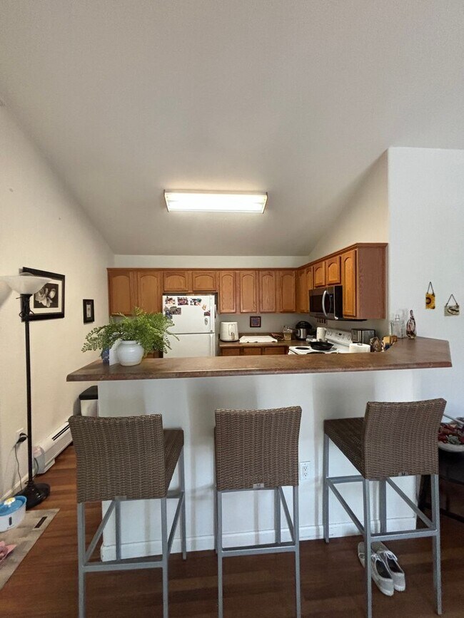 Building Photo - 2 Bed 2 Bath Apartment at River Park Condos