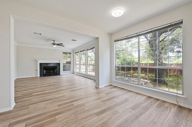 Building Photo - 8111 Cheno Cortina Trail