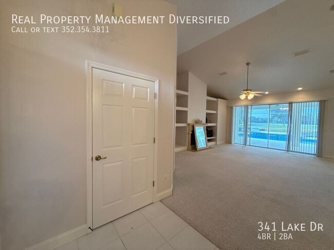 Building Photo - 341 Lake Dr