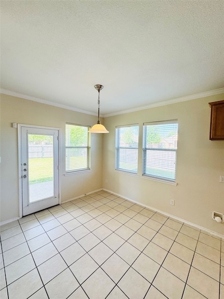 Building Photo - 203 Spruce Trail