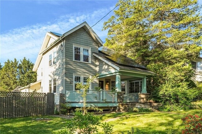 Building Photo - 36 Mt Hope Ave