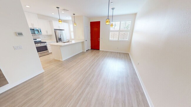 Building Photo - 515 Surfbird Ln