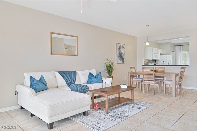 Building Photo - 10010 Maddox Ln