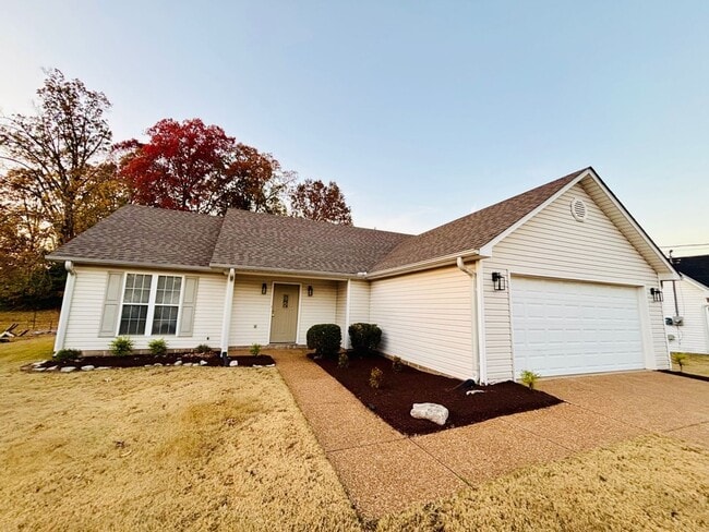 Building Photo - Cozy Living For Cold Days