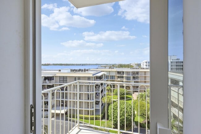Building Photo - 3230 S Ocean Blvd