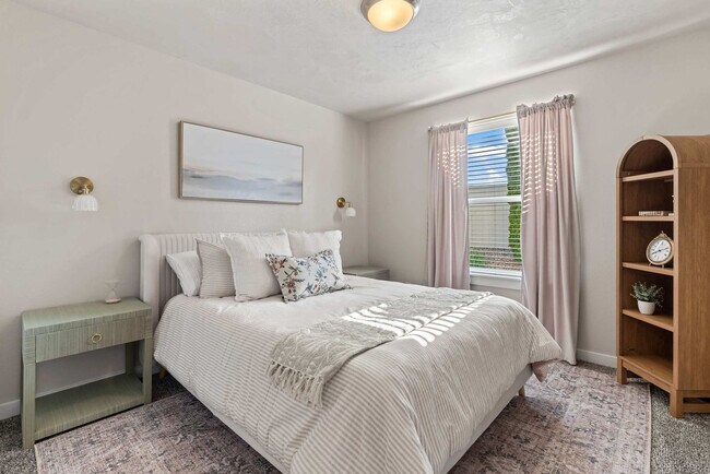 Building Photo - 3173 S Mystic Seaport Ave