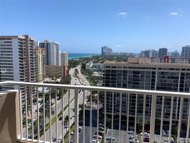 Building Photo - 1985 S Ocean Dr