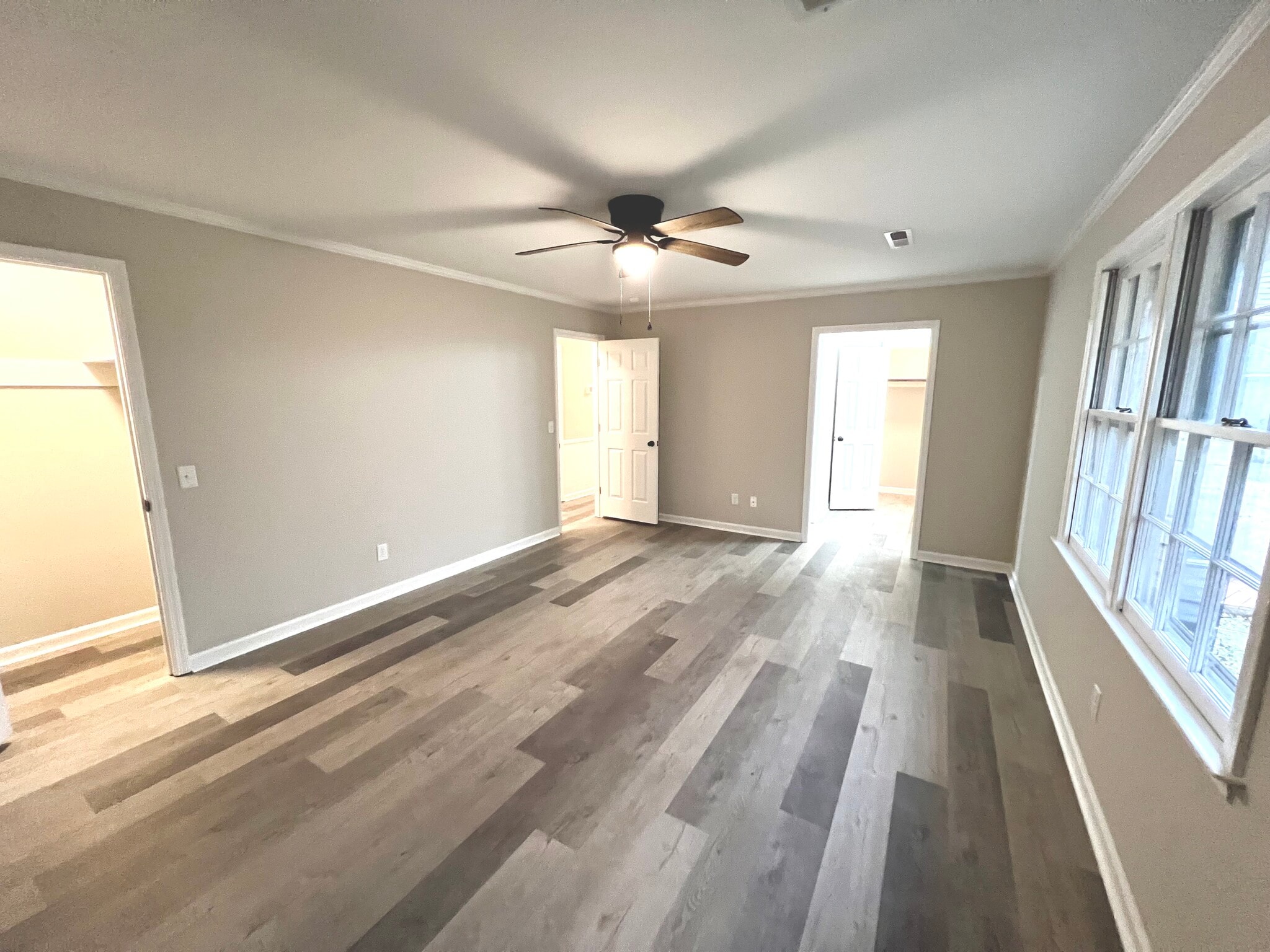 Building Photo - 2401 Clematis Trl