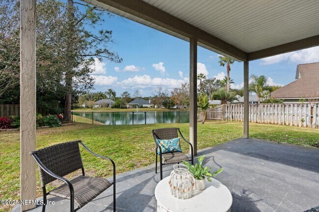 Building Photo - 12082 Brandon Lake Dr