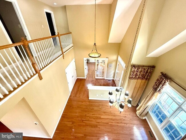 Building Photo - 8 Collins Mill Ct