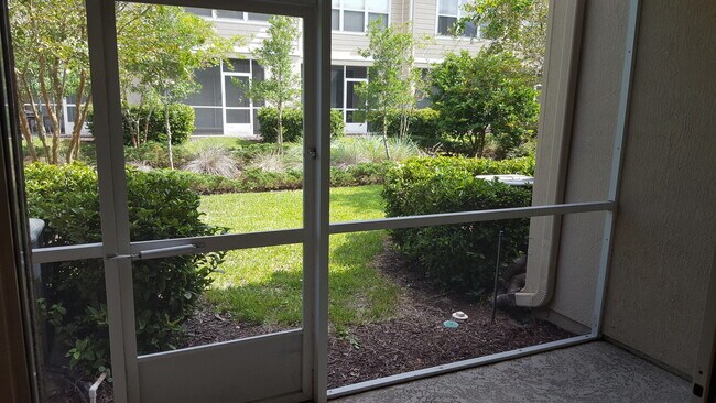 Building Photo - 11441 Summerview Cir