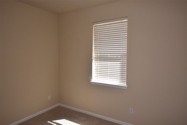 Building Photo - 25823 Sundrop Meadows Ln