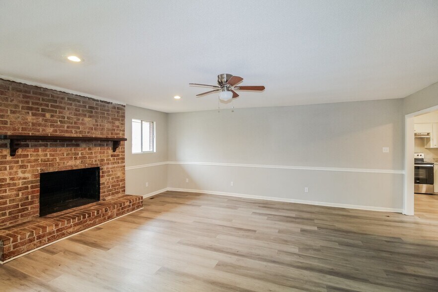 Building Photo - 200 Chestnut Rd