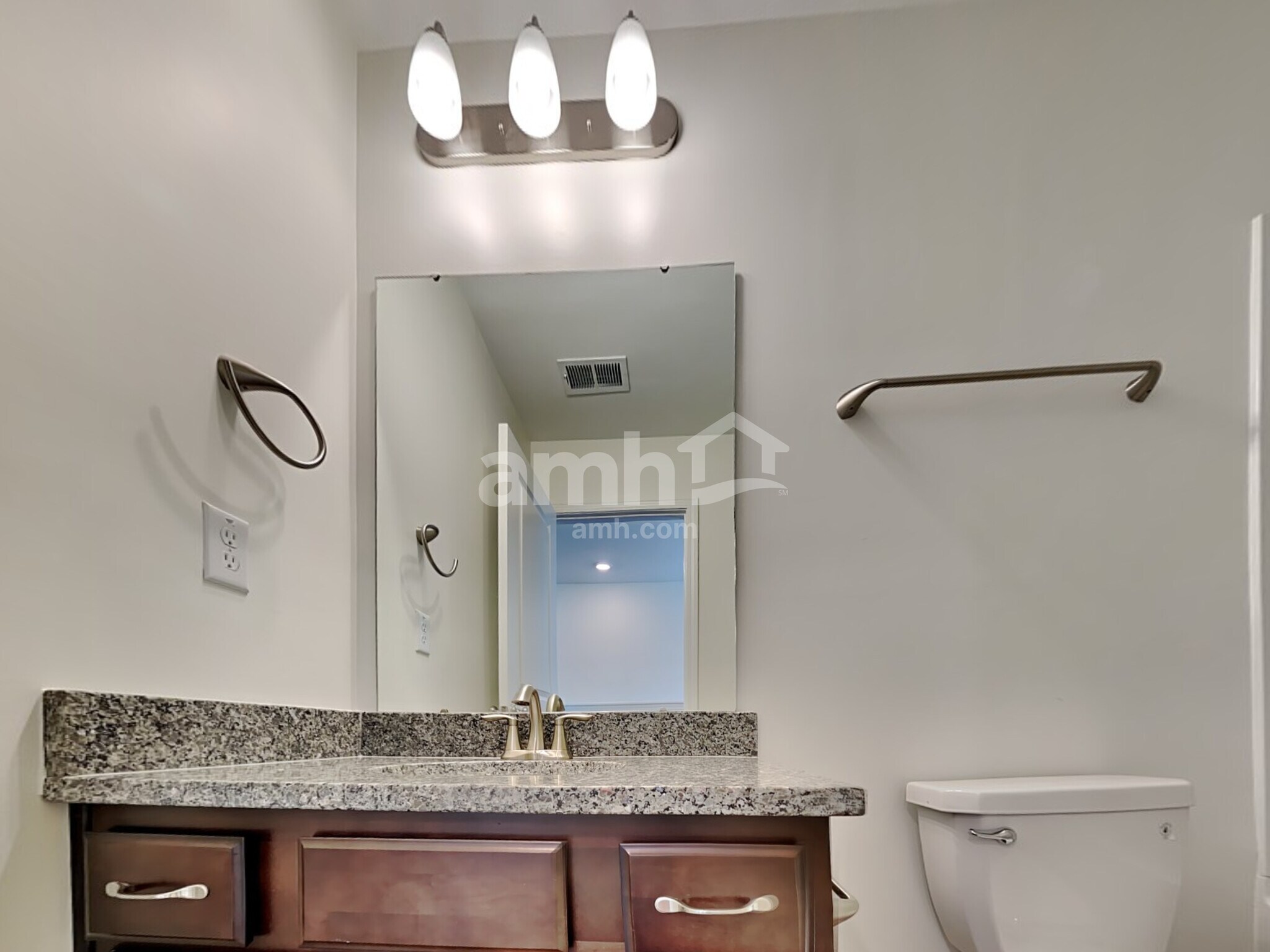 Building Photo - 288 Bering Ln