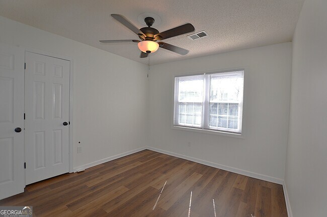 Building Photo - 2085 Sand Wedge Cir