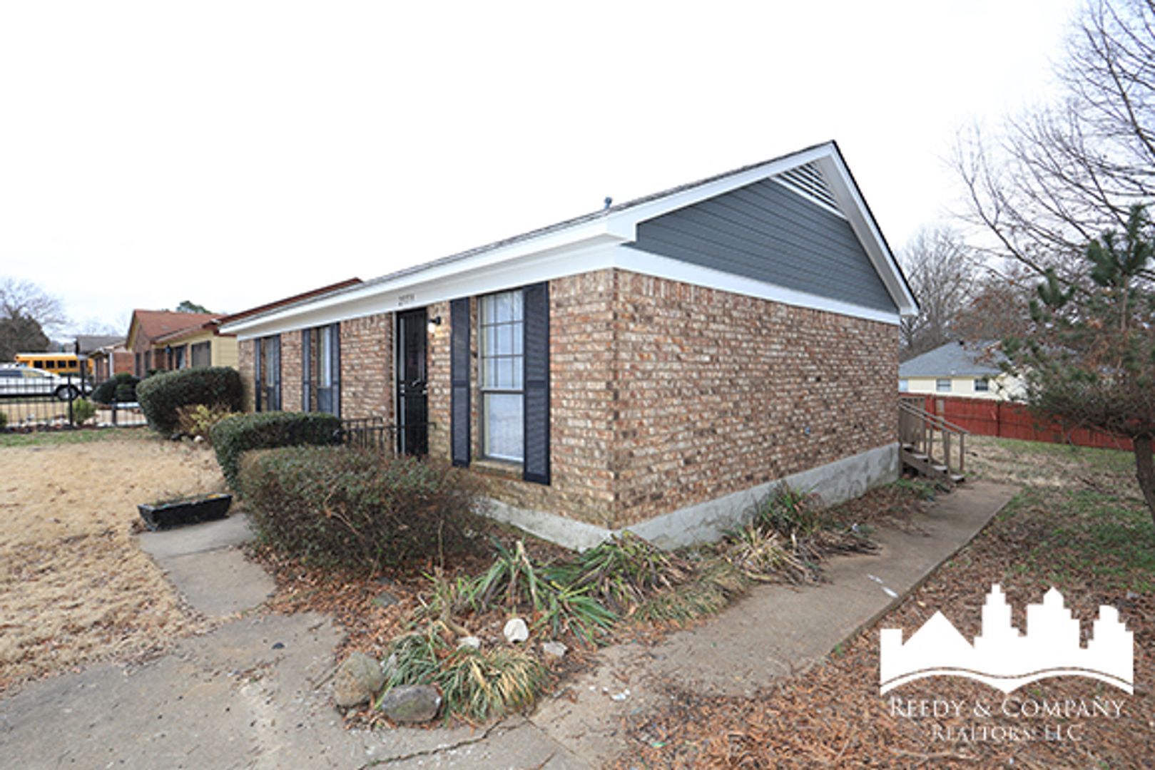 Building Photo - 2559 Wellons Ave
