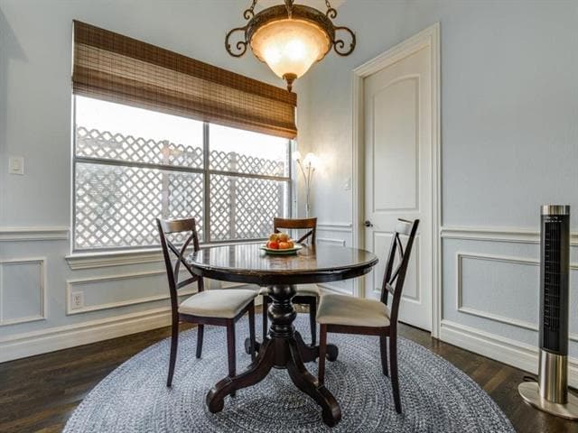 Building Photo - 4561 Ethridge Dr