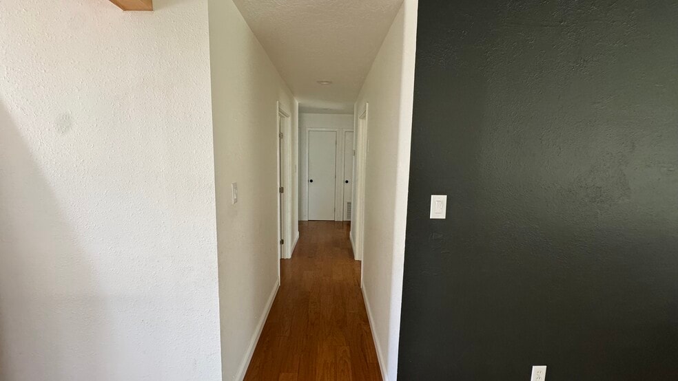 Building Photo - 1787 Pinon Ave