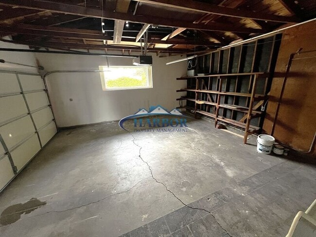 Building Photo - 32303 Phantom Dr