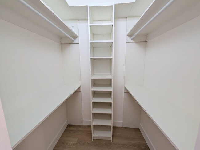 Building Photo - 8273 Manjack