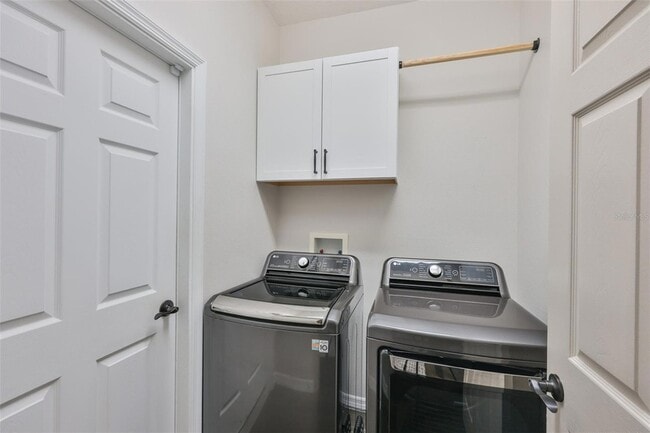 Building Photo - 1129 Emerald Hill Way