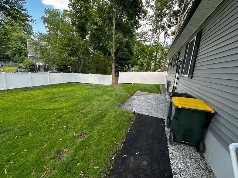 Back yard - 193 Beaver St