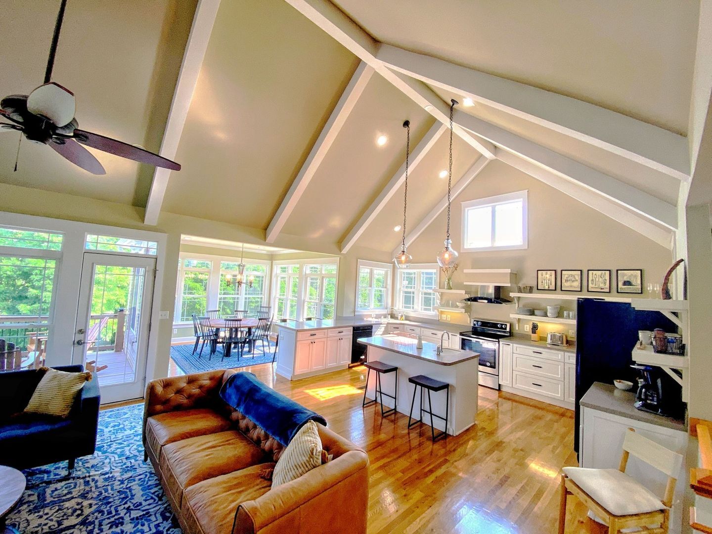 Building Photo - 109 Lantern Trail