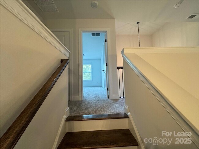 Building Photo - 3011 Waxhaw Crossing Dr