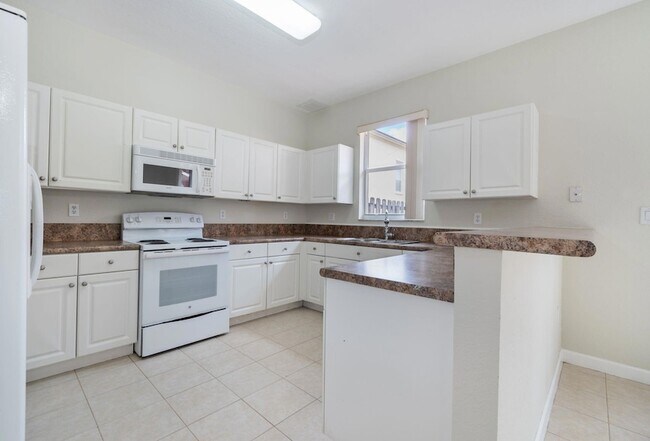 Building Photo - 12863 SW 134th Terrace