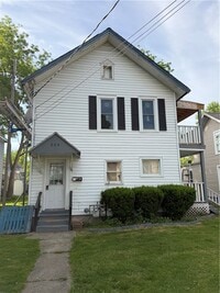 Building Photo - 524 W 1st St