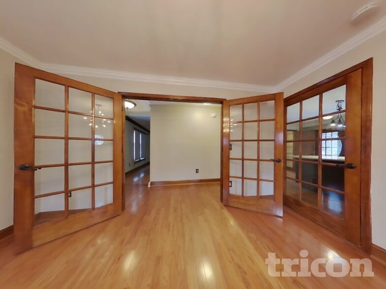 Building Photo - 3909 NW 74th St