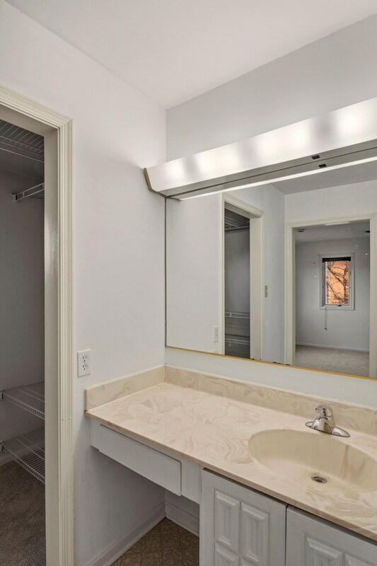 Building Photo - 770 Trenton Ave