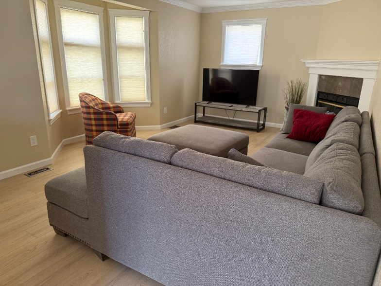 Building Photo - 19447 W 52nd Dr