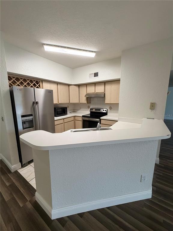 Building Photo - 822 Camargo Way