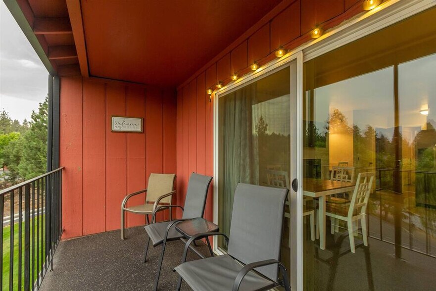 Building Photo - 6103 NW Harriman St