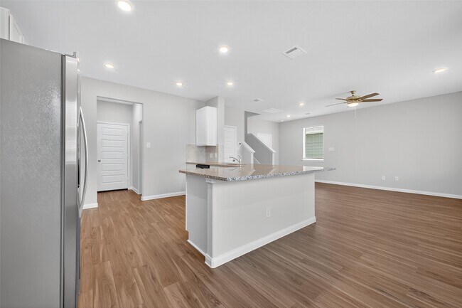 Building Photo - 2348 Mooneye Ct