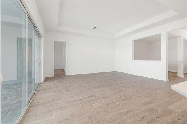 Building Photo - 5613 Lightning Whelk Ln