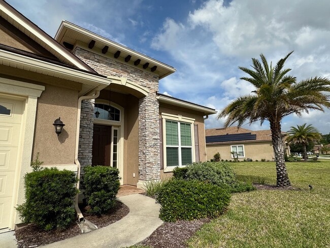 Building Photo - Fully Furnished, Stunning 4/4, Available I...