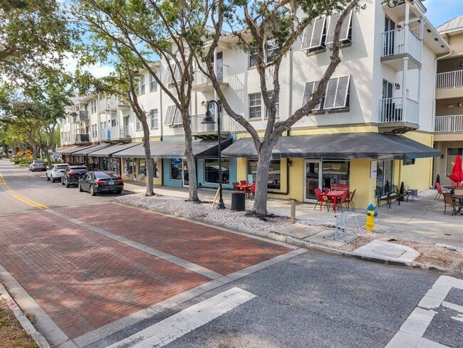 Building Photo - 10635 Marsha Dr