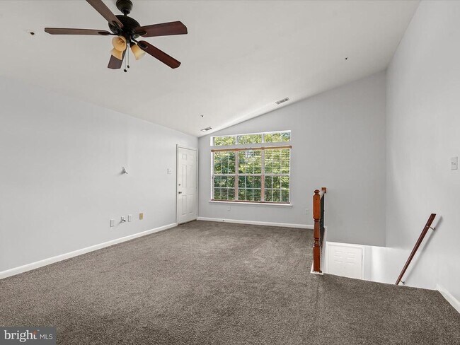 Building Photo - 8823 Rusland Ct