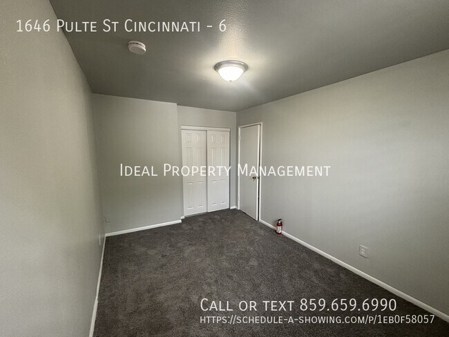 Building Photo - 1646 Pulte St