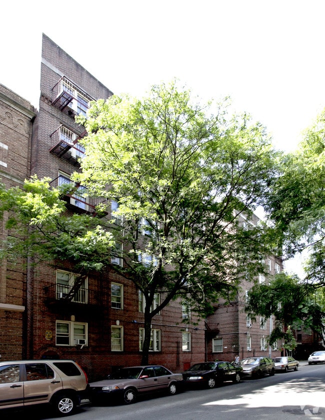 Primary Photo - 40 Woodruff