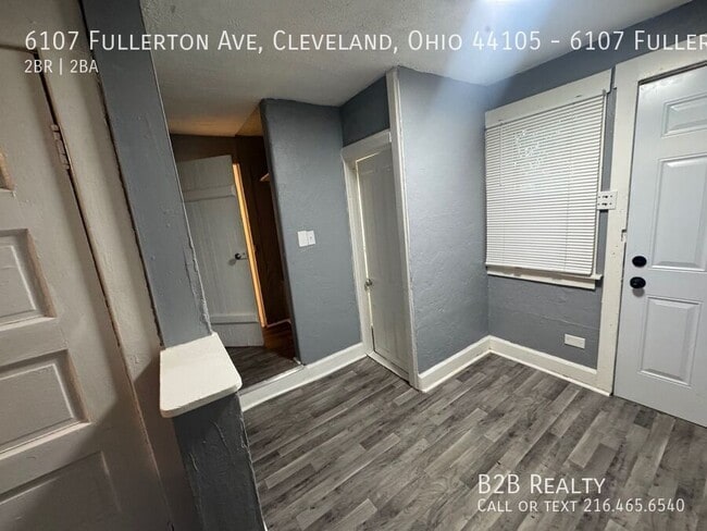 Building Photo - 6107 Fullerton Ave