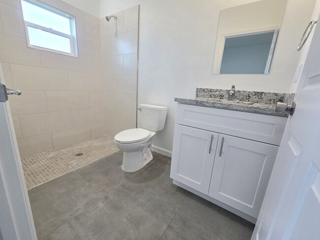 Building Photo - Brand-New 2/2/1 -SW Lehigh Acres-See this ...