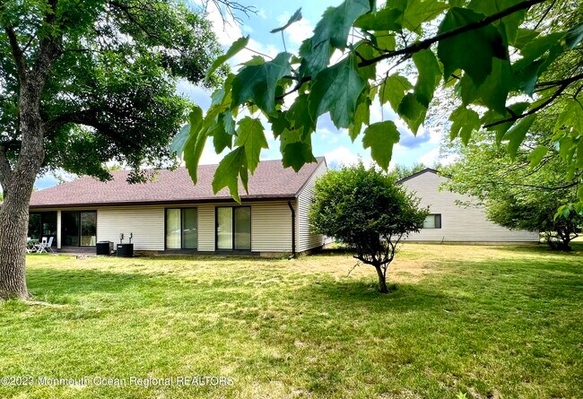 Building Photo - 143 Cross Slope Ct