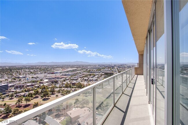 Building Photo - 3111 Bel Air Dr