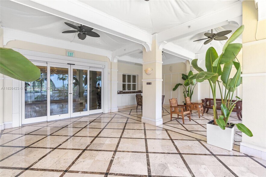Building Photo - 701 Brickell Key Blvd