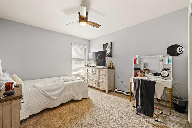 Building Photo - 2012 Foothills