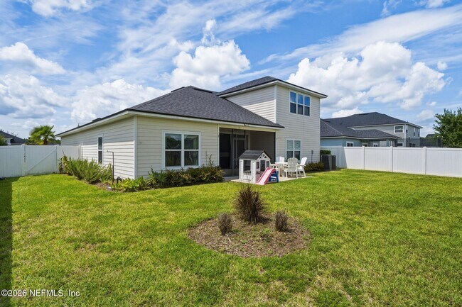 Building Photo - 85457 Amaryllis Ct